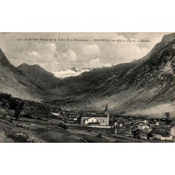 Carte postale ancienne Bonneval-sur-Arc dernier village de la Maurienne
