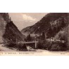 Carte postale ancienne La Tarentaise Route de Chapieux Savoie