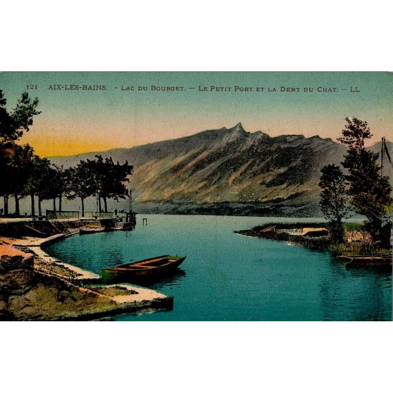 Carte postale ancienne Aix-les-Bains lac du Bourget Petit Port et Dent du Chat