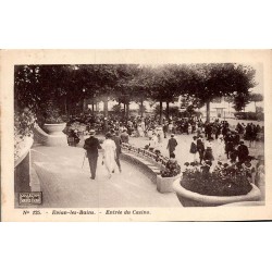 Carte postale ancienne Évian-les-Bains entrée du Casino Haute-Savoie
