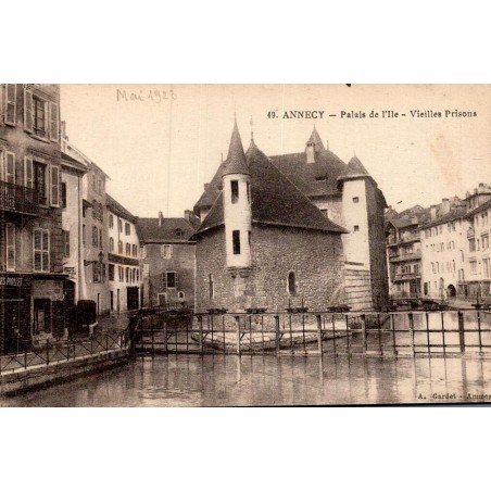 Carte postale ancienne Annecy Palais de l’Isle Vieilles Prisons n°49
