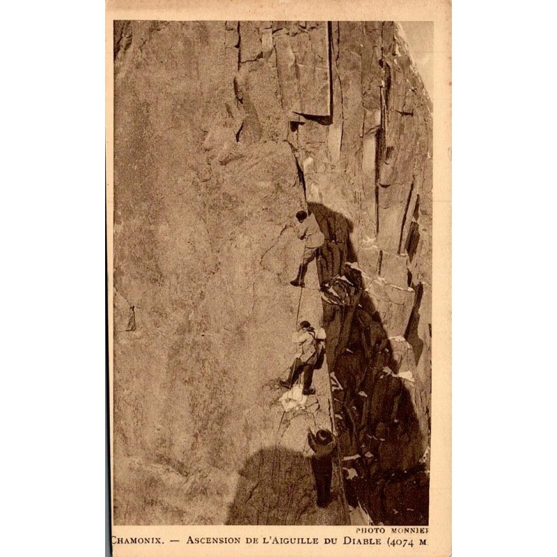 Carte postale ancienne Chamonix ascension de l’Aiguille du Diable 4074 m