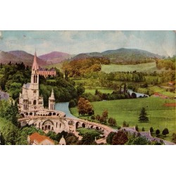 Carte postale ancienne Lourdes vue générale basilique vallée du Gave