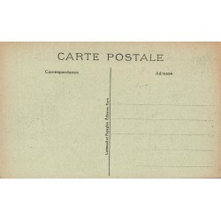 Carte postale ancienne Saint-Germain-en-Laye Cour intérieure du château