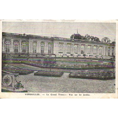 Carte Postale Ancienne  -  VERSAILLES - Le Grand Trianon : Vue sur les Jardins - Yvelines