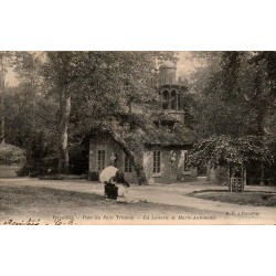 Carte postale ancienne Versailles Petit Trianon Laiterie de Marie-Antoinette