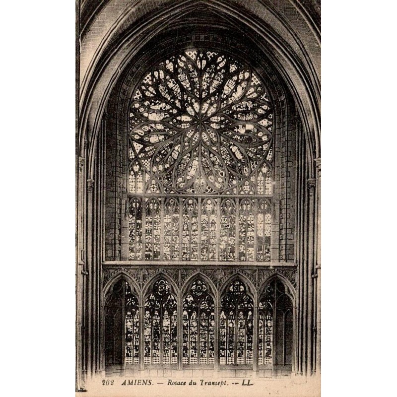 Carte postale ancienne d’Amiens dans la Somme montrant la rosace du transept de la cathédrale Notre-Dame