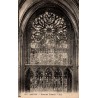Carte postale ancienne d’Amiens dans la Somme montrant la rosace du transept de la cathédrale Notre-Dame