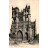 Carte postale ancienne d’Amiens dans la Somme montrant la cathédrale Notre-Dame en vue générale