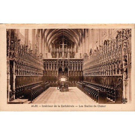 Carte postale ancienne d’Albi dans le Tarn montrant les stalles du chœur de la cathédrale Sainte-Cécile