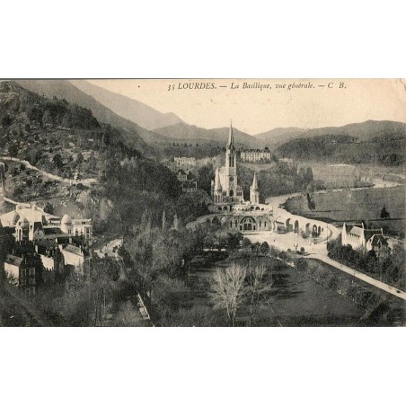 Carte postale ancienne Lourdes basilique vue générale