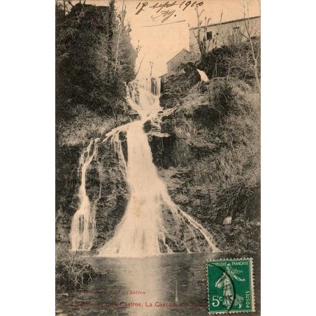 Carte postale ancienne du Sidobre près de Castres dans le Tarn montrant la cascade de Saint-Salvy