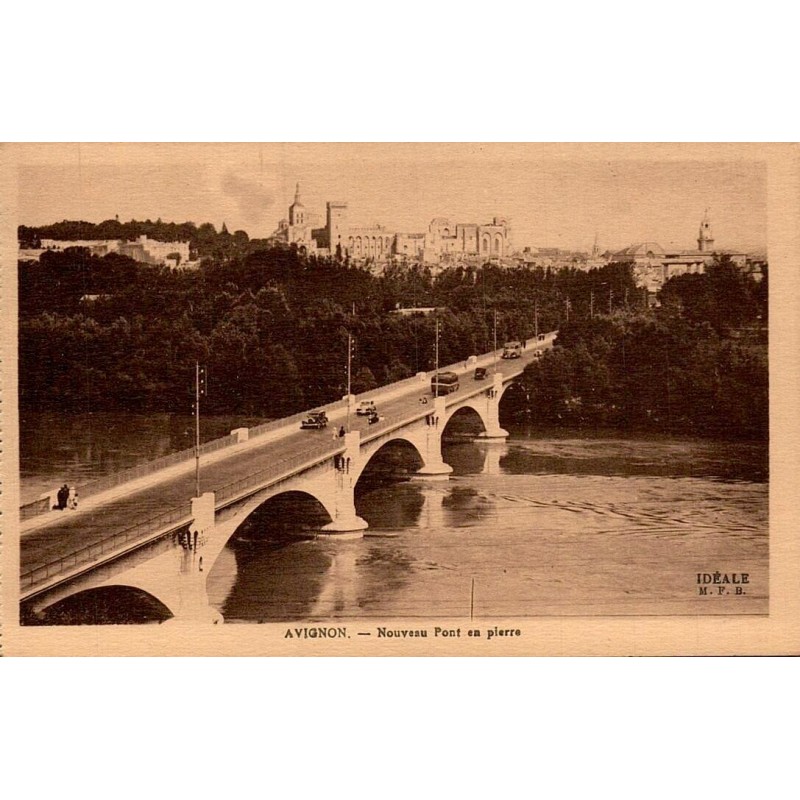 AVIGNON - Nouveau Pont en pierre