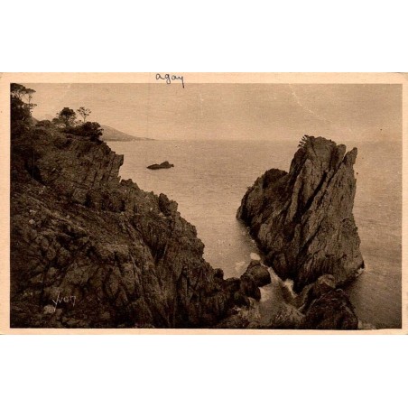 Carte postale ancienne Saint-Raphaël Agay Corniche du Dramont La Douce France