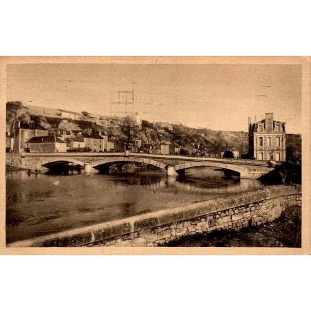 Carte postale ancienne Poitiers Le Pont Guillon et les Coteaux de Rochereuil