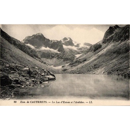 Carte postale ancienne Pierrefitte vallée de Luz vue générale entrée vallée