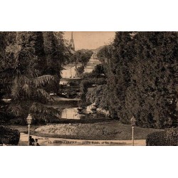 Carte postale ancienne Châtellerault Jardin Public et les Promenades Vienne 86
