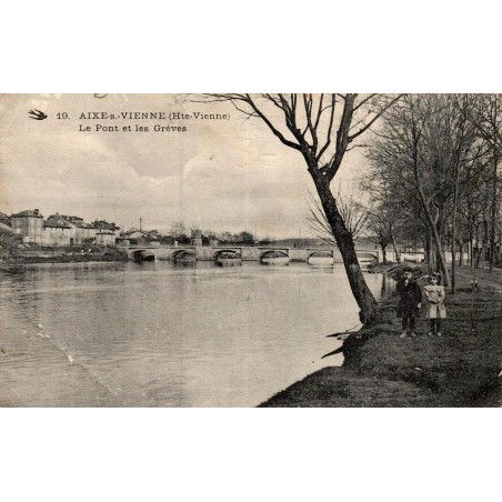 Carte postale ancienne Aixe-sur-Vienne Le Pont et les Grèves Haute-Vienne 87