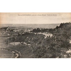 Vue de NEUFCHATEAU, prise de la route d'Epinal - Vallée de Mouzon