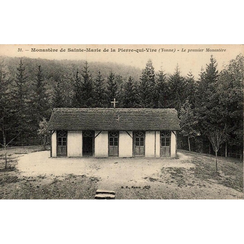 Carte postale ancienne La Pierre-qui-Vire Yonne le premier monastère