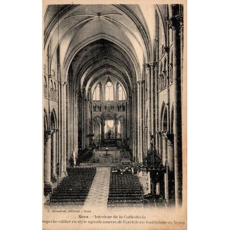Carte postale ancienne Sens Yonne intérieur de la cathédrale Saint-Étienne
