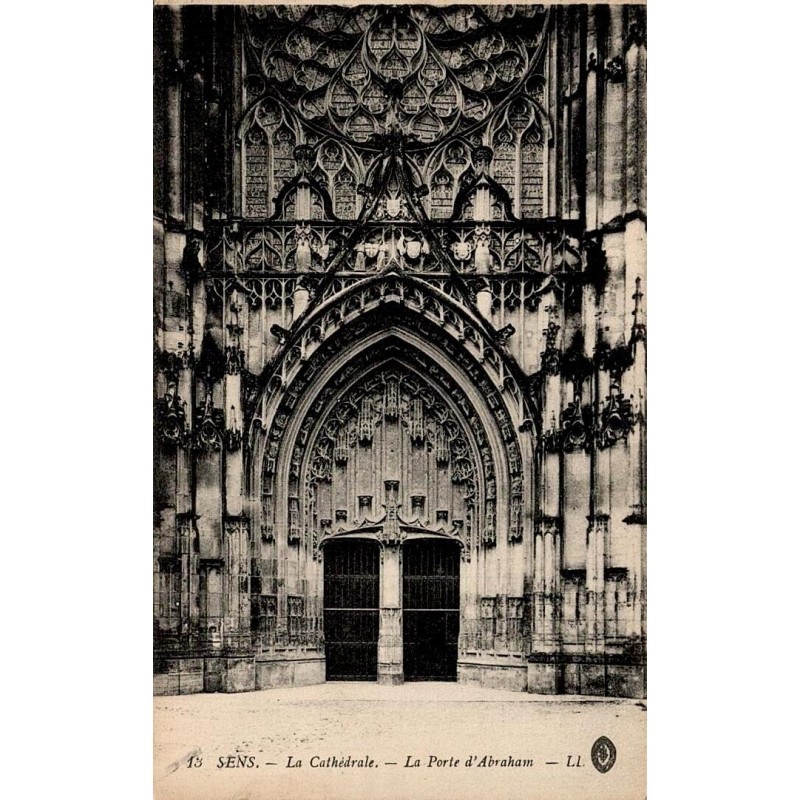 Carte postale ancienne Sens Yonne la cathédrale la Porte d'Abraham