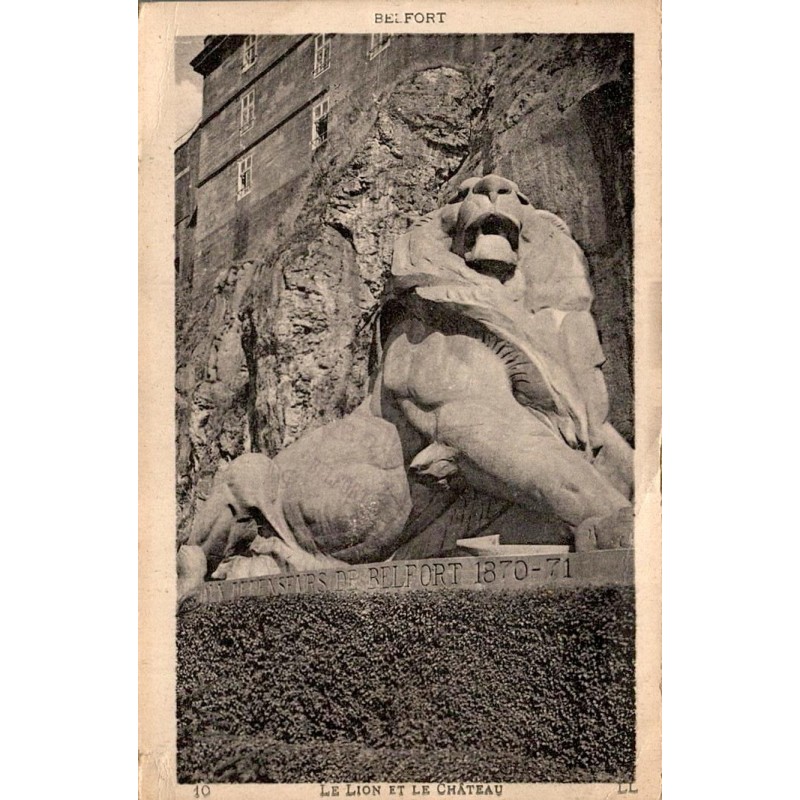 Carte postale ancienne Belfort Territoire de Belfort le Lion et le Château
