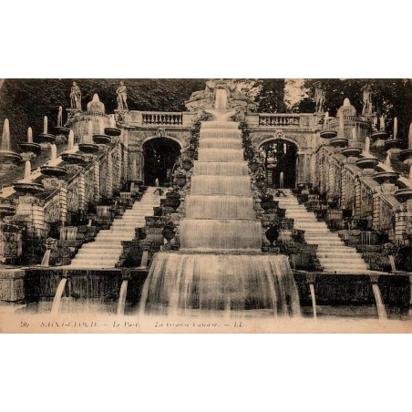 Carte postale ancienne Saint-Cloud Hauts-de-Seine Grande Cascade du parc