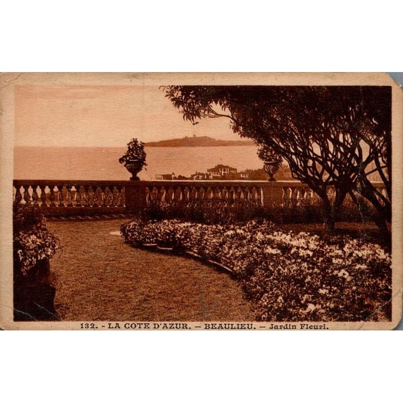 Carte postale ancienne Beaulieu-sur-Mer jardin fleuri Alpes-Maritimes