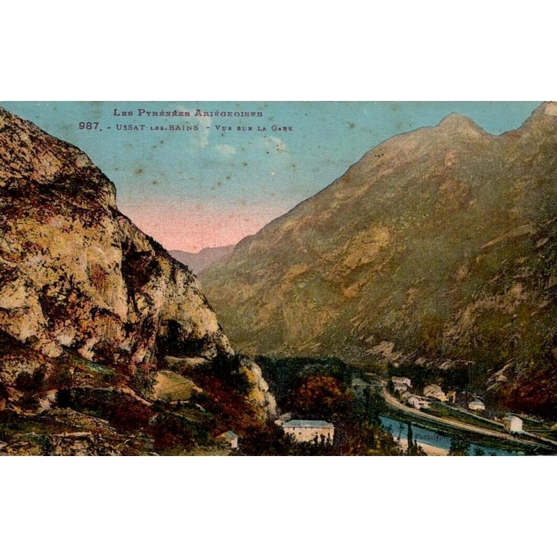 Carte postale ancienne Ussat-les-Bains vue sur la gare Ariège