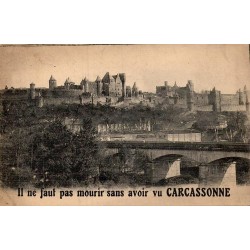 Carte postale ancienne Carcassonne vue d’ensemble cité médiévale Aude