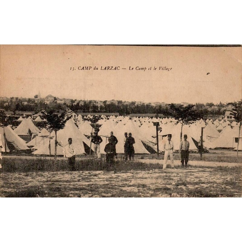 13 - CAMP DU LARZAC - Le camp et le Village