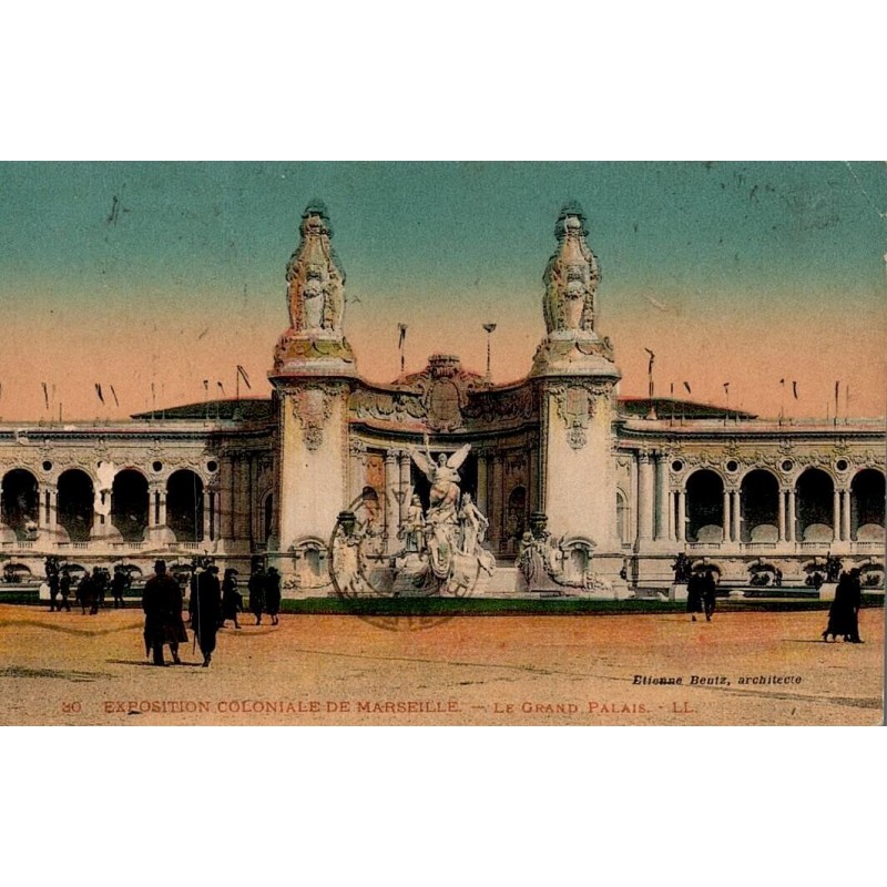 Carte postale ancienne Marseille Exposition Coloniale Grand Palais