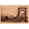 Carte postale ancienne Avignon pont suspendu inauguré en 1809