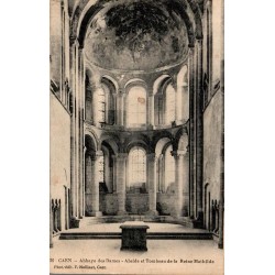 Carte postale ancienne Caen Abbaye aux Dames tombeau reine Mathilde Calvados CPA