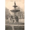 Carte postale ancienne Bourges fontaine place de l’Arsenal Cher CPA collection