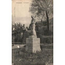 Carte postale ancienne Vierzon Le Square Cher CPA collection