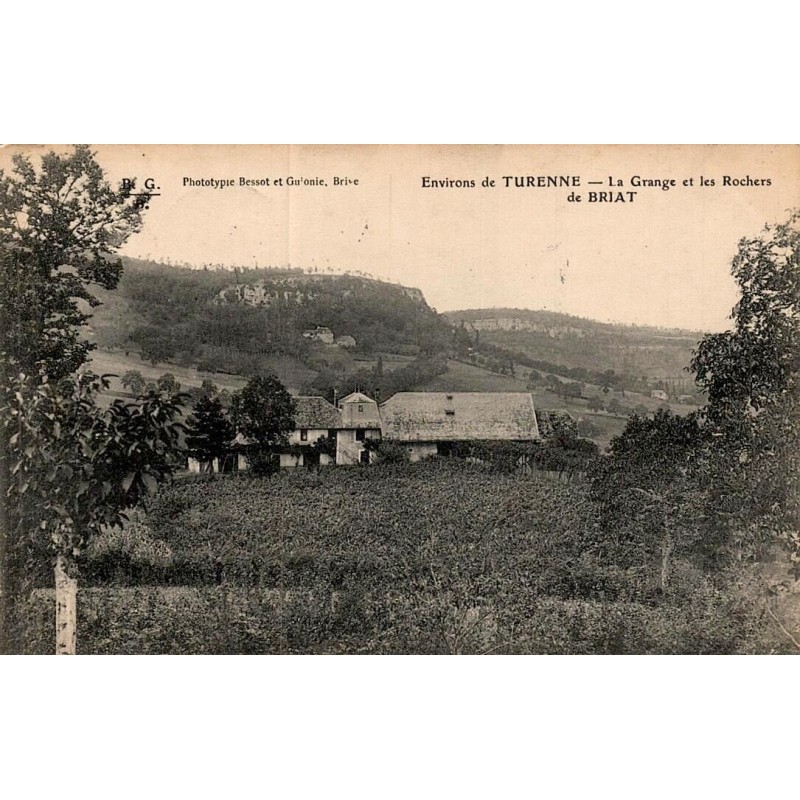 Carte postale ancienne Turenne grange rochers de Briat Corrèze CPA