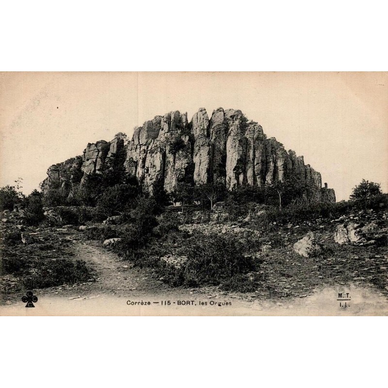 Carte postale ancienne Bort-les-Orgues Corrèze vue générale CPA collection