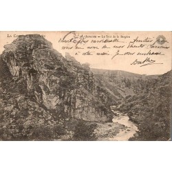 Carte postale ancienne Aubazine Le Saut de la Bergère Corrèze CPA collection