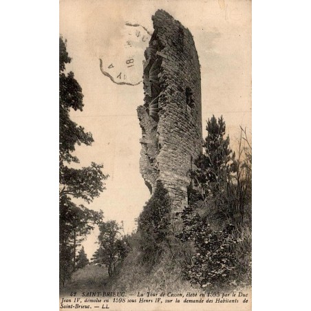 Carte postale ancienne de Saint-Brieuc représentant la Tour de Cesson sur la côte bretonne