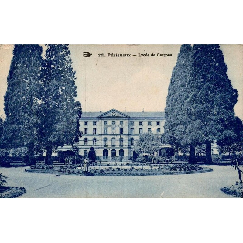 Carte postale ancienne de Périgueux représentant le lycée de garçons en Dordogne
