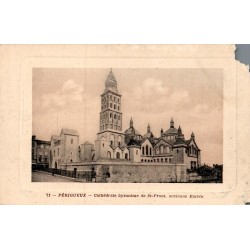 Carte postale ancienne de Périgueux représentant l’ancienne entrée de la cathédrale Saint-Front en Dordogne
