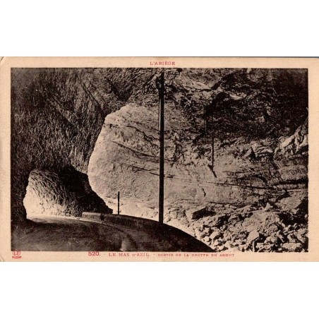 Carte postale ancienne – Le Mas d’Azil, sortie de la grotte en amont
