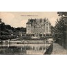 Carte postale ancienne du château de Condé-en-Brie montrant la façade nord dans l’Aisne