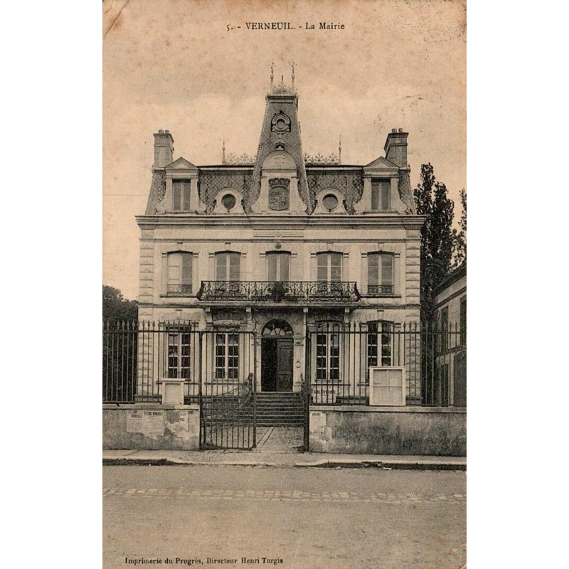 Carte postale ancienne de Verneuil-sur-Avre représentant la mairie dans le département de l’Eure