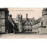 18 - Château de MAINTENON - Cour et Façade méridionale