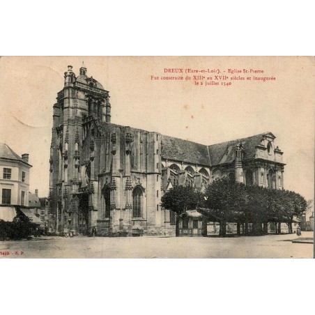 Carte postale ancienne de Dreux représentant l’église Saint-Pierre dans l’Eure-et-Loir
