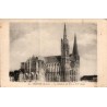 Carte postale ancienne de la cathédrale Notre-Dame de Chartres avec vue animée en Eure-et-Loir