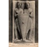 Carte postale ancienne ND Phot des voussures du portail sud-ouest de la cathédrale de Chartres représentant les Gémeaux